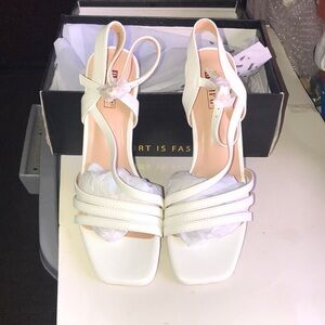 NIB White Women's Sandals
